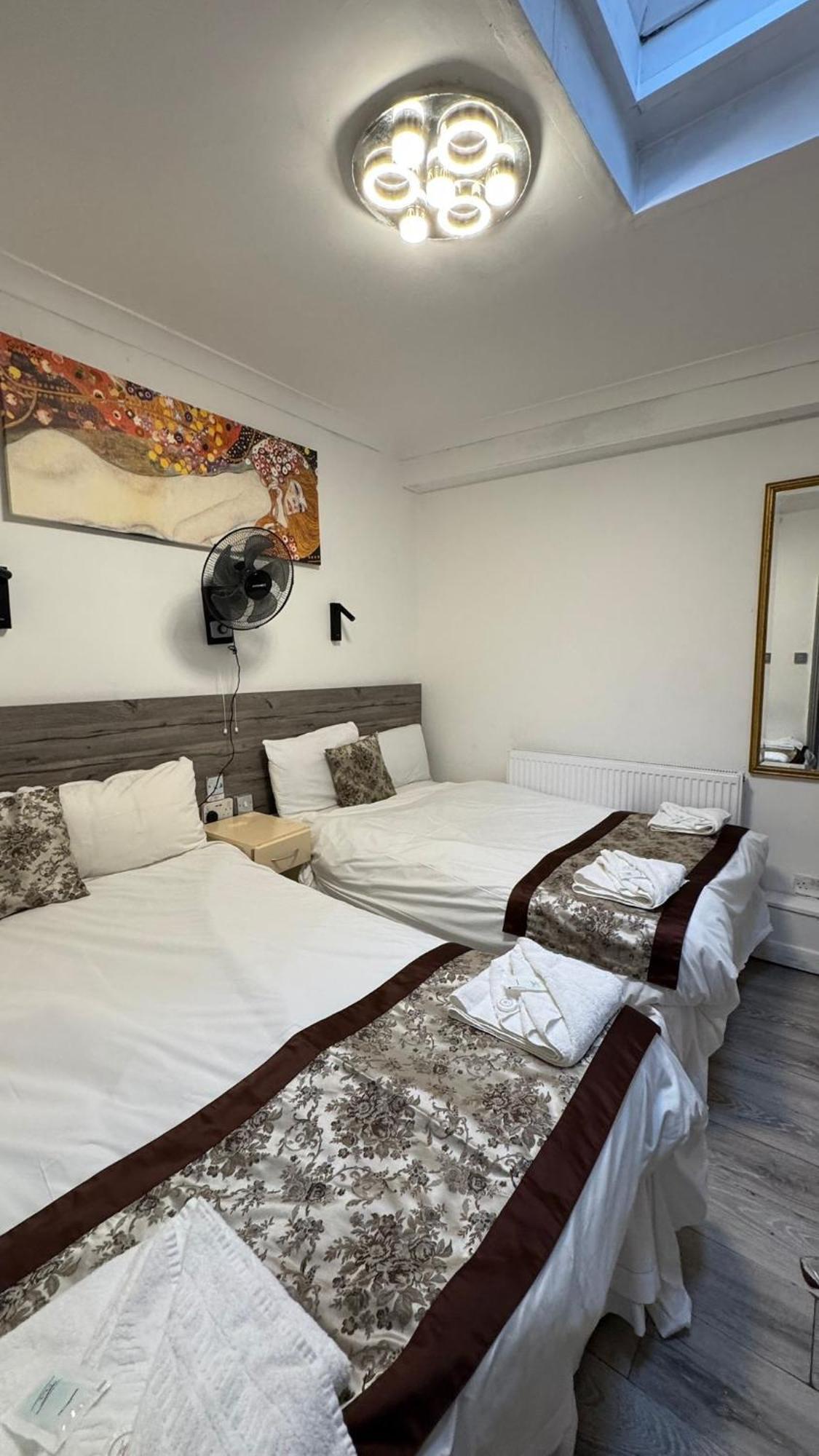Earls Court Hotel Londra Esterno foto