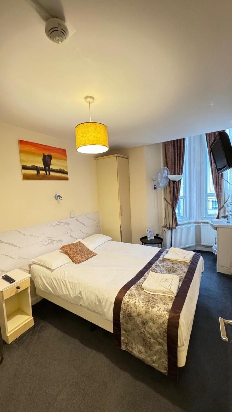 Earls Court Hotel Londra Esterno foto